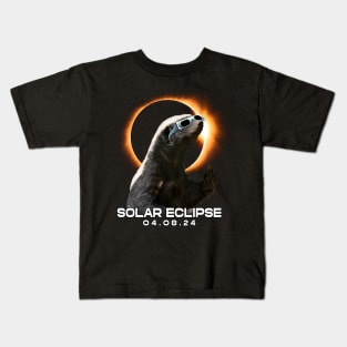 Honey Badger Eclipse Expedition: Fierce Wildlife Encounter Tee Design Kids T-Shirt